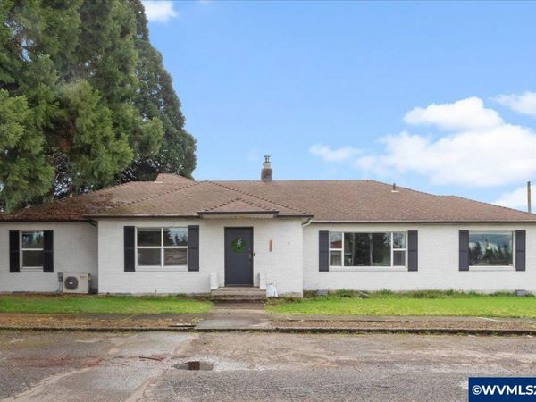360 E Elwood St, Stayton, OR 97383