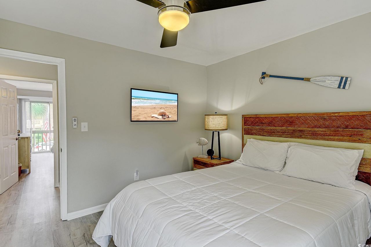 10200 Lake Shore Dr. Photo 16