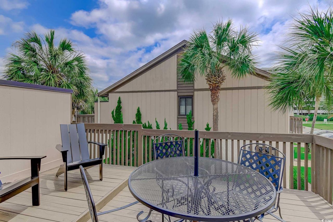 10200 Lake Shore Dr. Photo 19