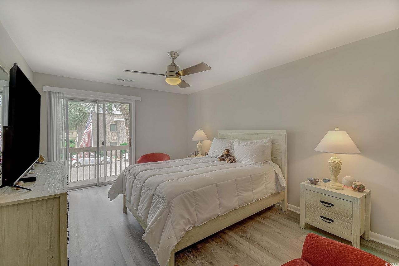 10200 Lake Shore Dr. Photo 25