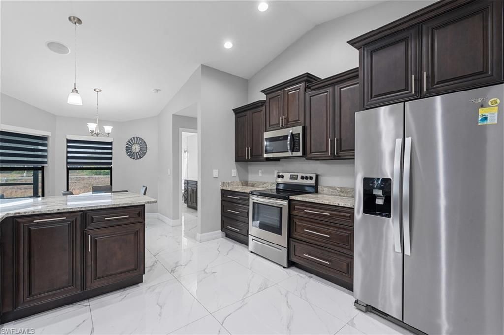 4017 7th St Sw, Lehigh Acres, FL 33976 Photo