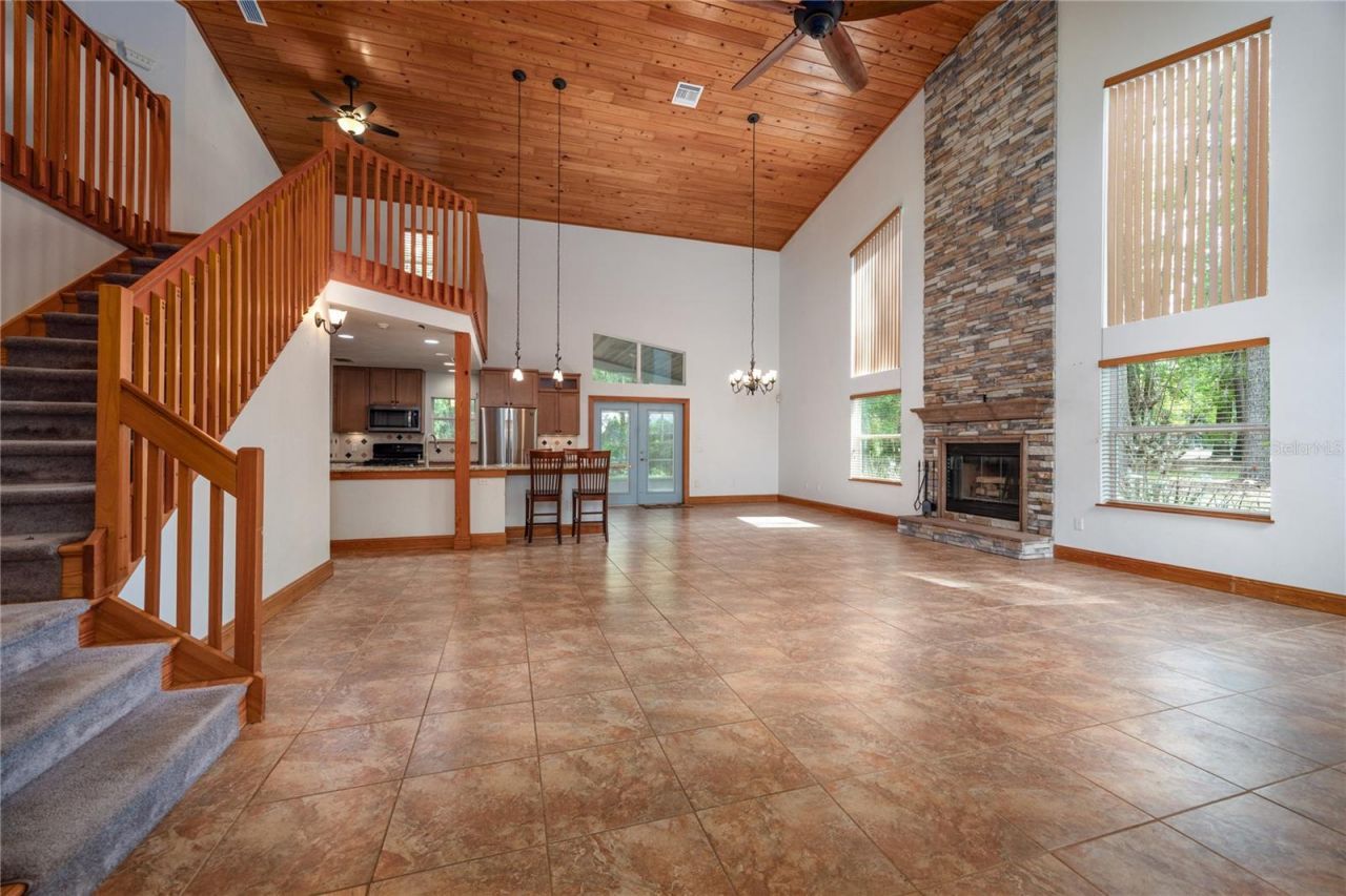 6622 NW 18th Avenue, Gainesville, FL 32605 Photo