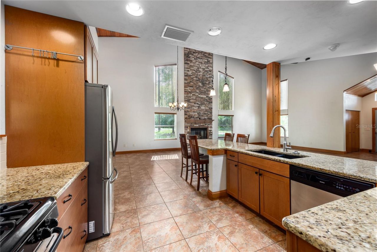 6622 NW 18th Avenue, Gainesville, FL 32605 Photo