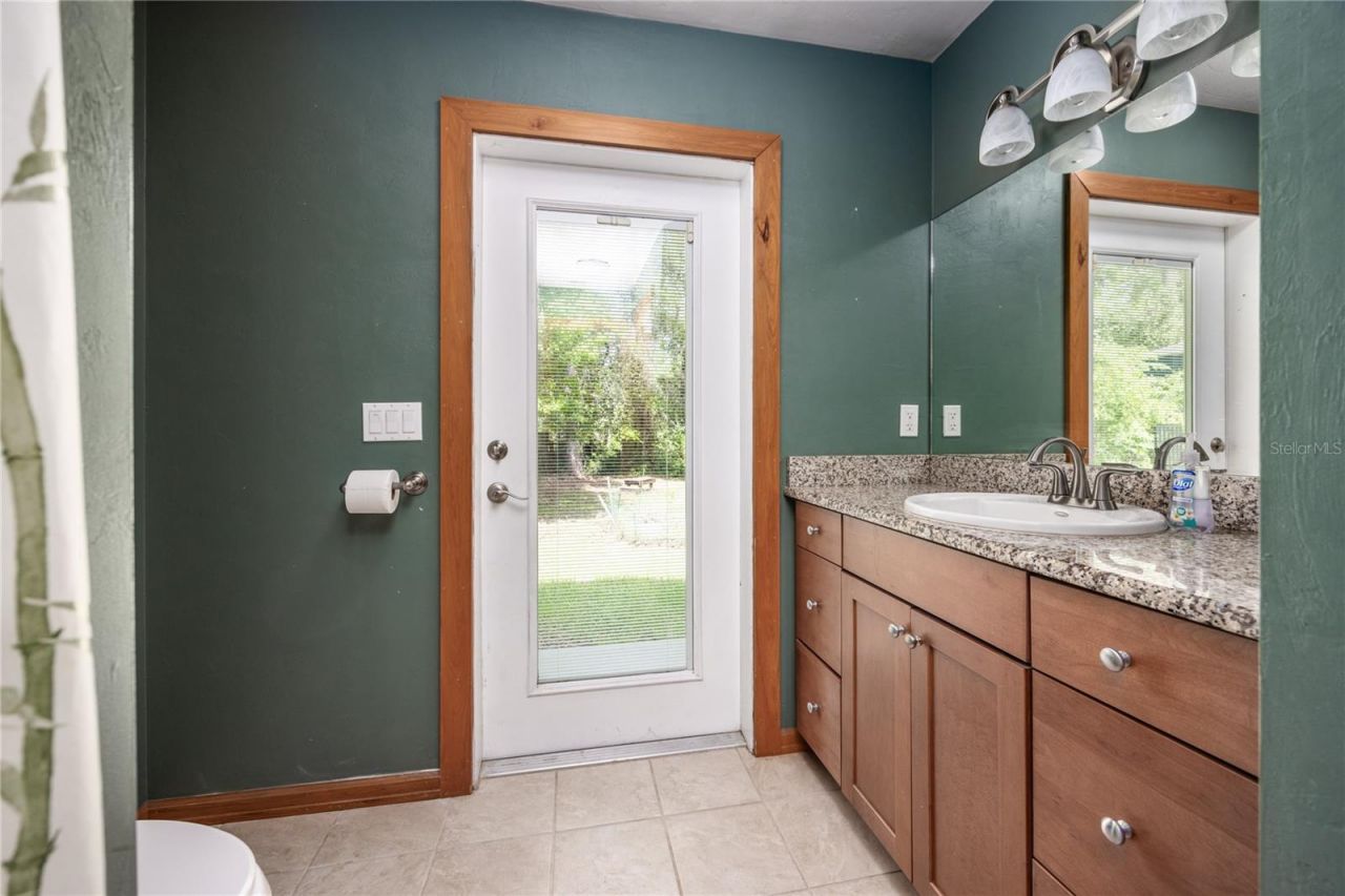 6622 NW 18th Avenue, Gainesville, FL 32605 Photo