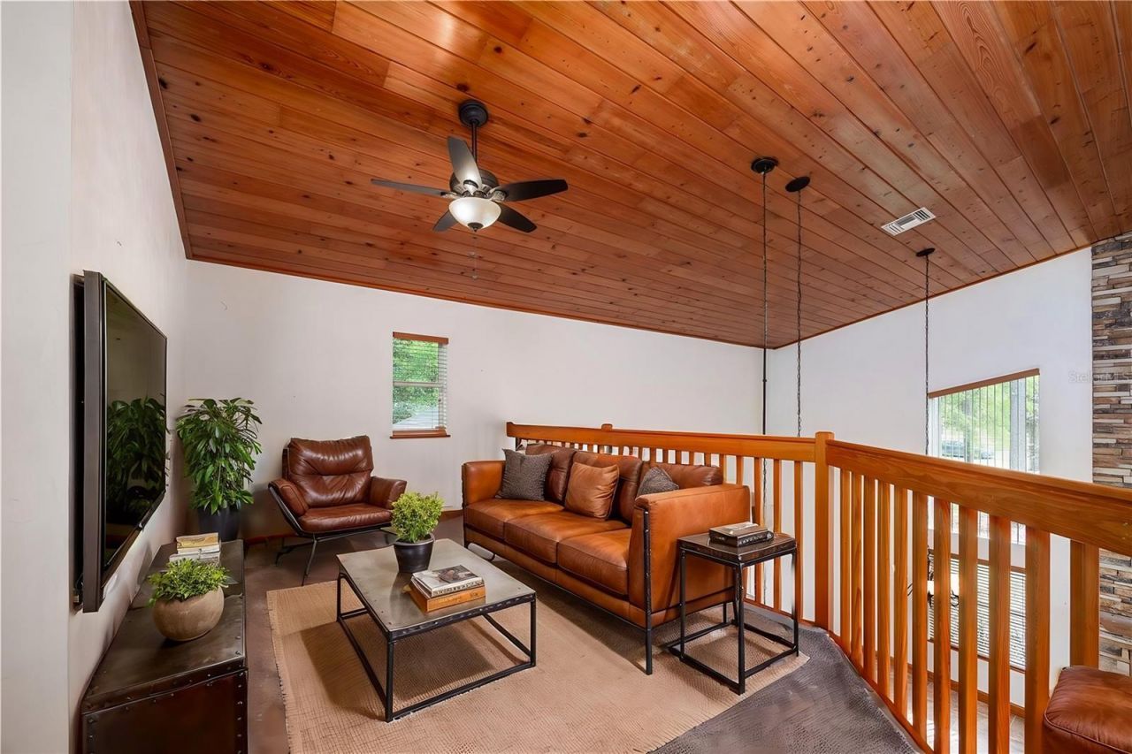 6622 NW 18th Avenue, Gainesville, FL 32605 Photo