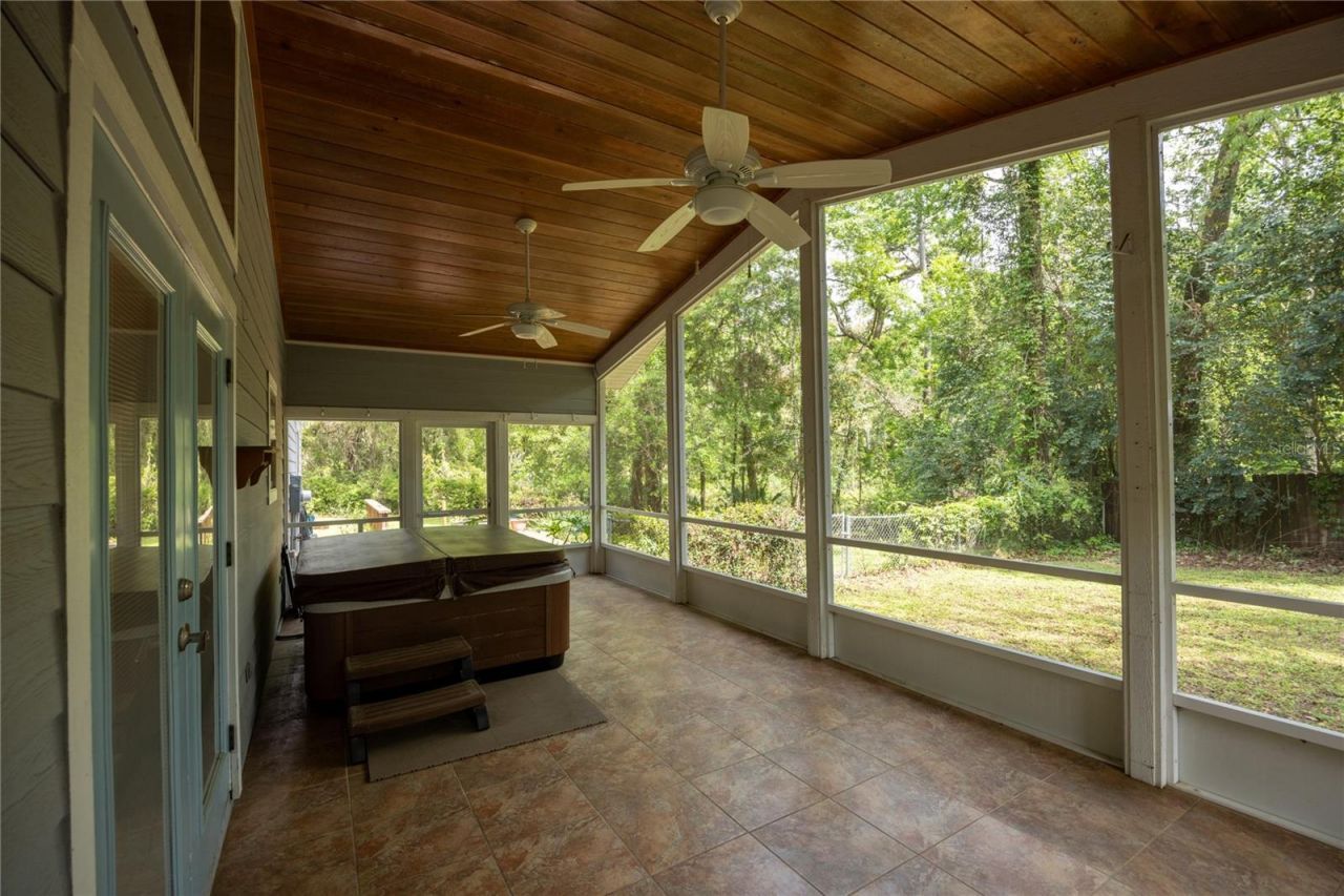 6622 NW 18th Avenue, Gainesville, FL 32605 Photo