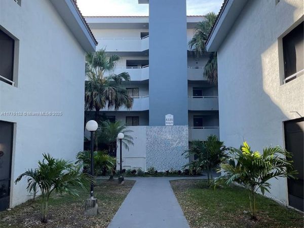 8335 SW 152nd Ave, Unit B-106, Miami, FL 33193