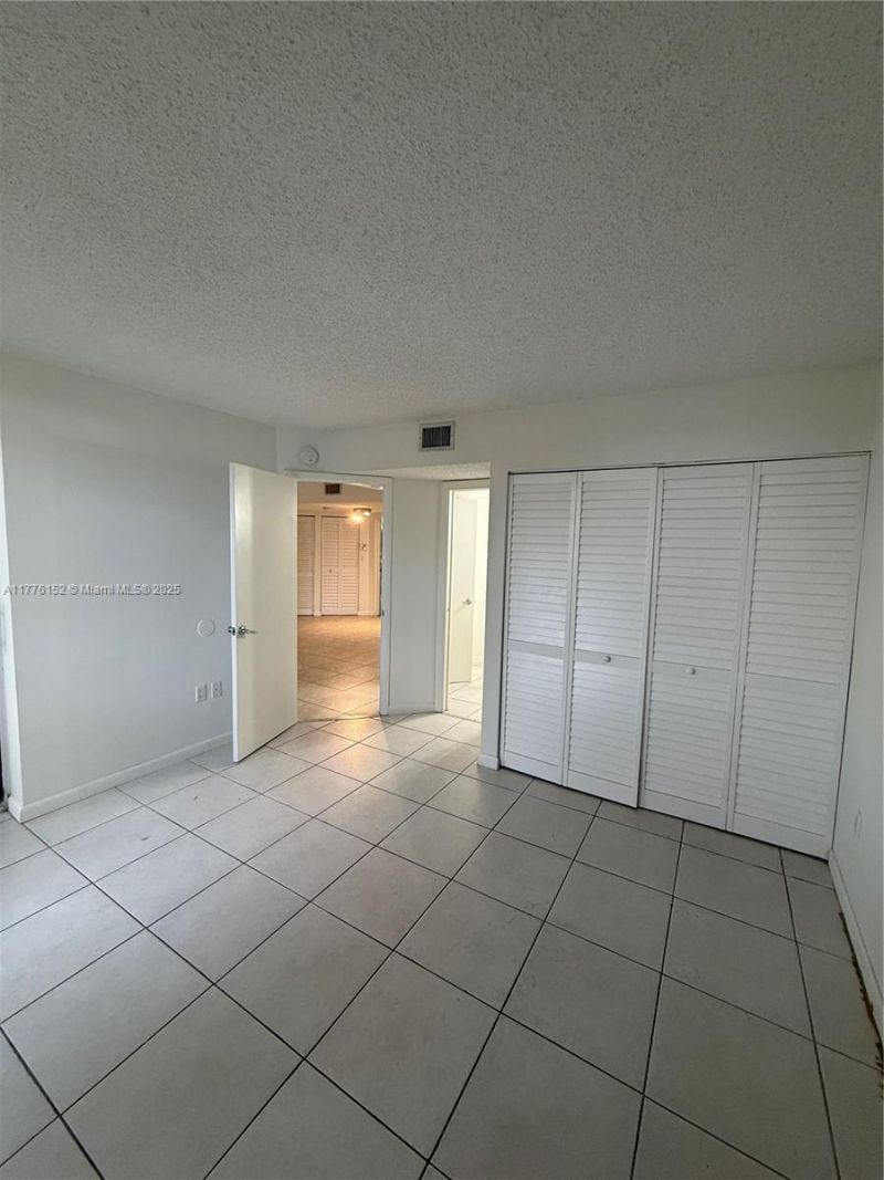 8335 SW 152nd Ave, Unit B-106, Miami, FL 33193 Photo
