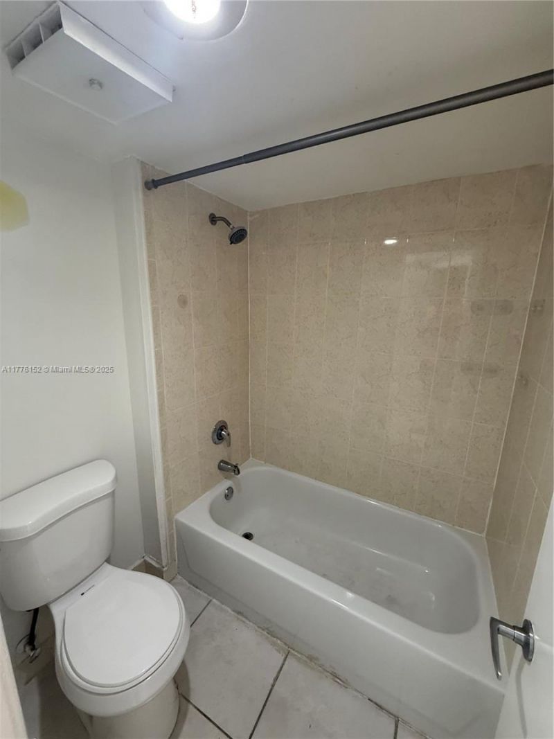 8335 SW 152nd Ave, Unit B-106, Miami, FL 33193 Photo