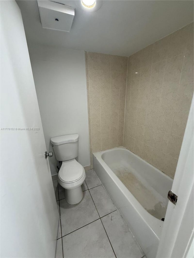 8335 SW 152nd Ave, Unit B-106, Miami, FL 33193 Photo