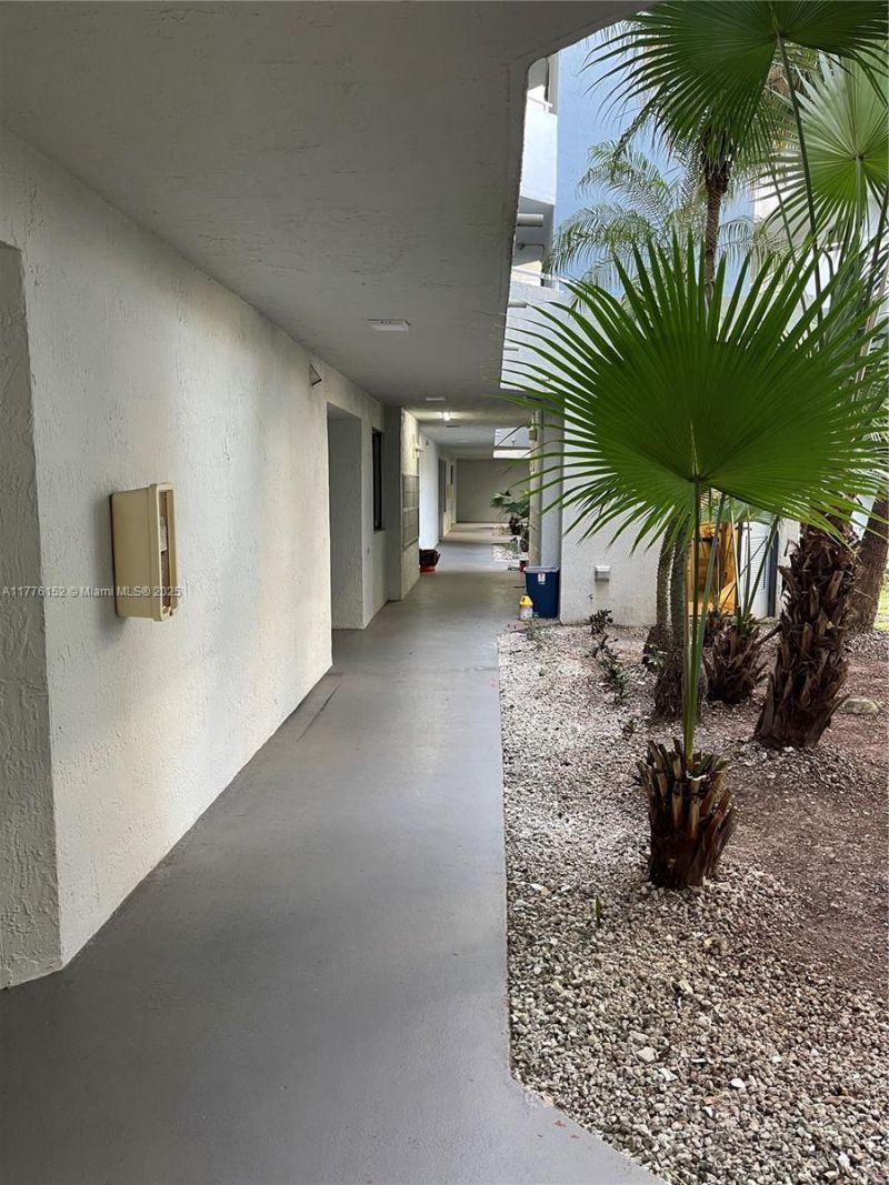 8335 SW 152nd Ave, Unit B-106, Miami, FL 33193 Photo
