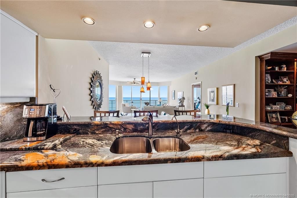 8650 S Ocean Drive, Unit PH-5, Jensen Beach, FL 34957 Photo