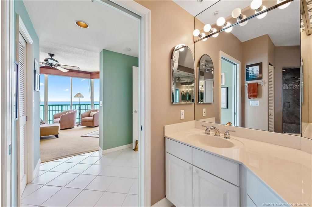 8650 S Ocean Drive, Unit PH-5, Jensen Beach, FL 34957 Photo