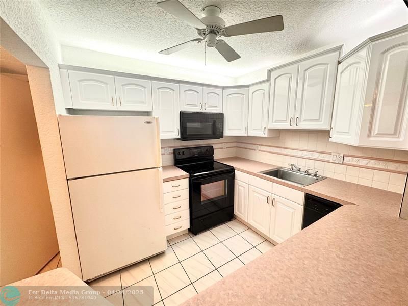 259 S Cypress Road, Unit 509, Pompano Beach, FL 33060 Photo