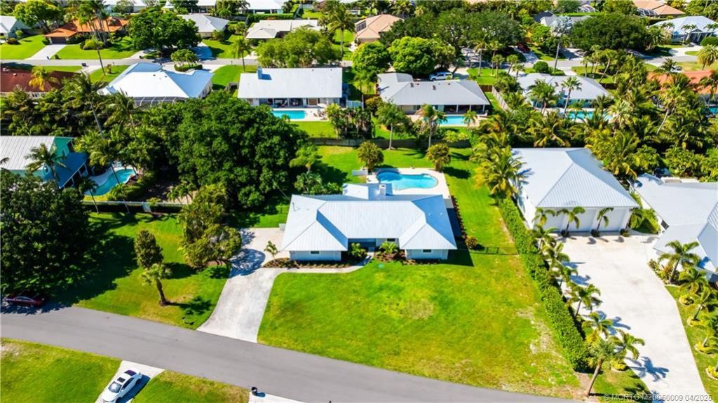 8475 SE Bayberry Terrace, Hobe Sound, FL 33455 Photo