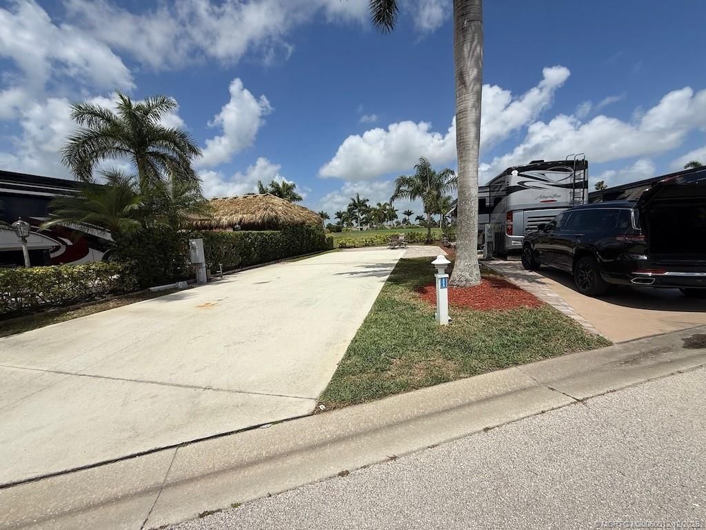 269 NW Hazard Way, Port Saint Lucie, FL 34986 Photo