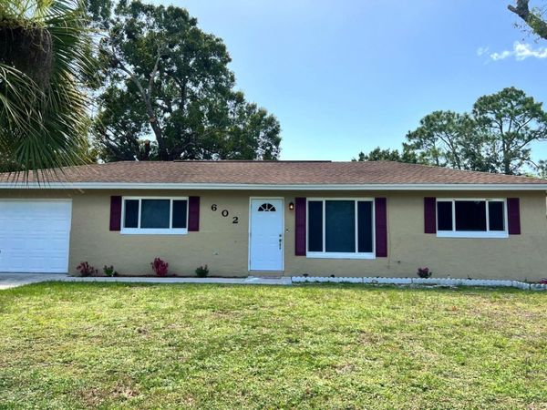 602 NW Cardinal Drive, Port Saint Lucie, FL 34983
