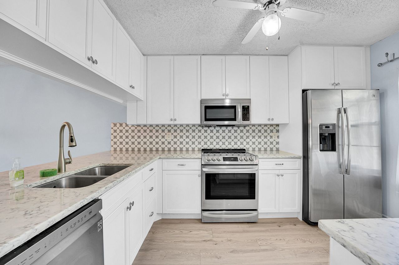 2301 Sabal Ridge Court, Unit A, Palm Beach Gardens, FL 33418 Photo