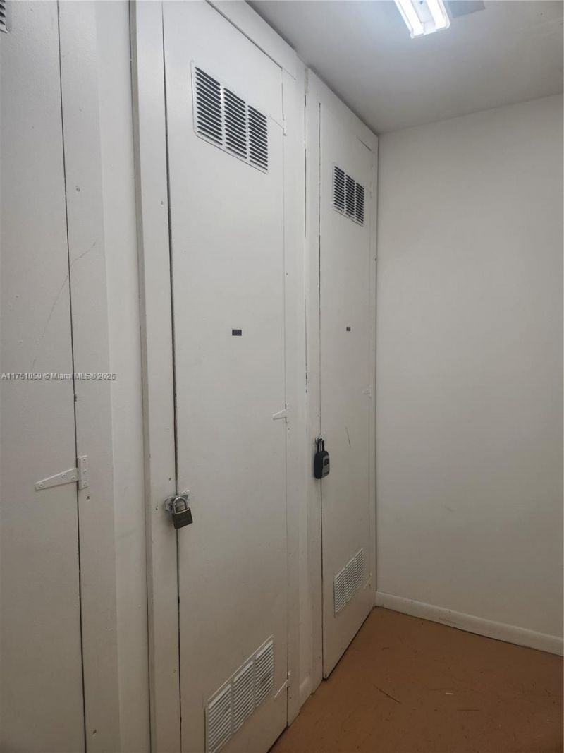 4350 Hillcrest Dr, Unit 807, Hollywood, FL 33021 Photo