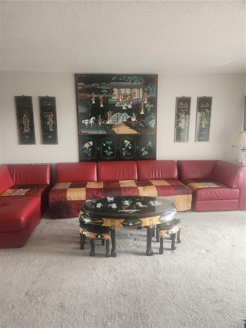 4350 Hillcrest Dr, Unit 807, Hollywood, FL 33021 Photo