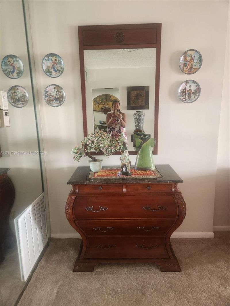 4350 Hillcrest Dr, Unit 807, Hollywood, FL 33021 Photo