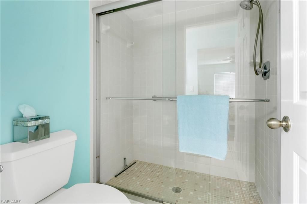 5985 Bloomfield Cir, Unit D203, Naples, FL 34112 Photo