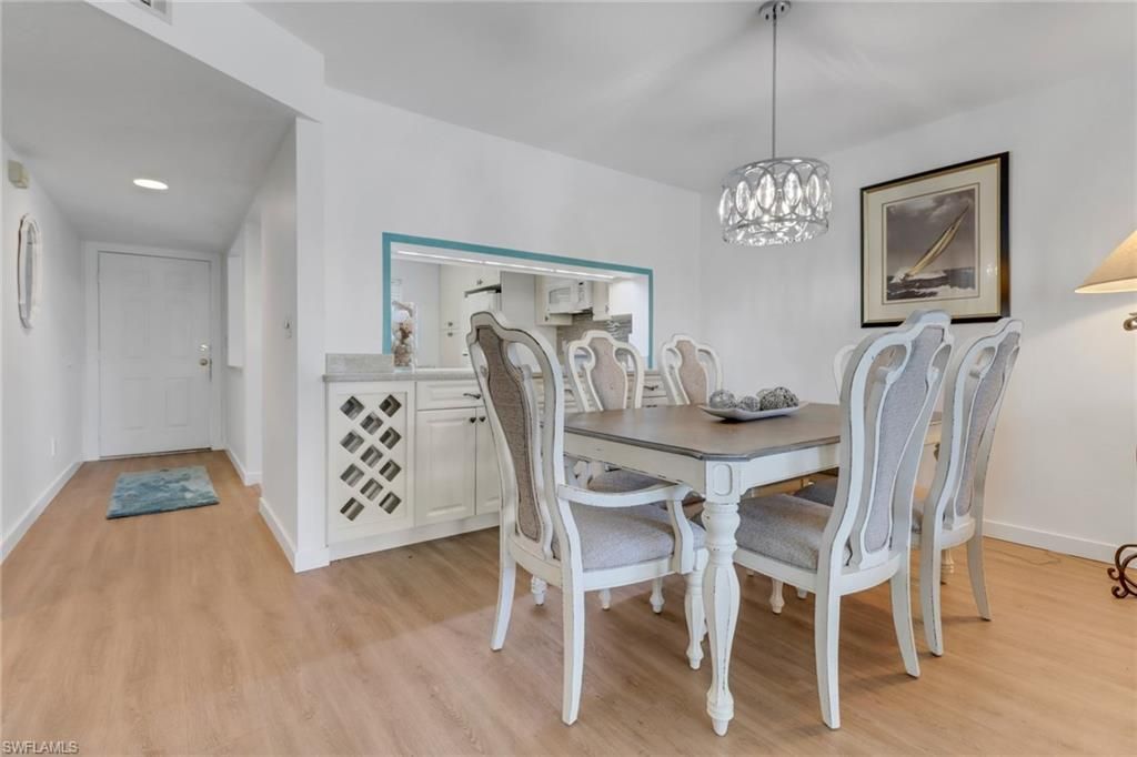 5985 Bloomfield Cir, Unit D203, Naples, FL 34112 Photo