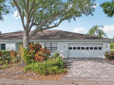 2529 LANCASTER DRIVE, SUN CITY CENTER, FL 33573