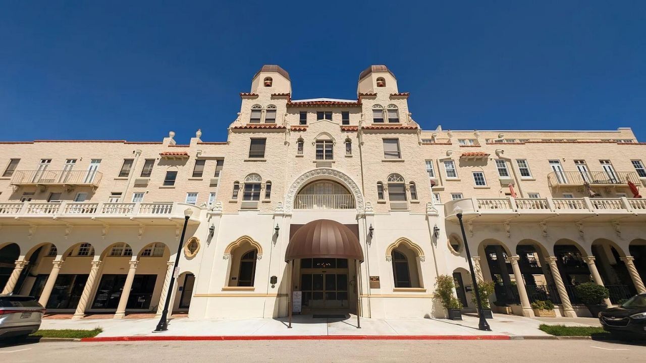 235 Sunrise Avenue, Unit 2211, Palm Beach, FL 33480 Photo