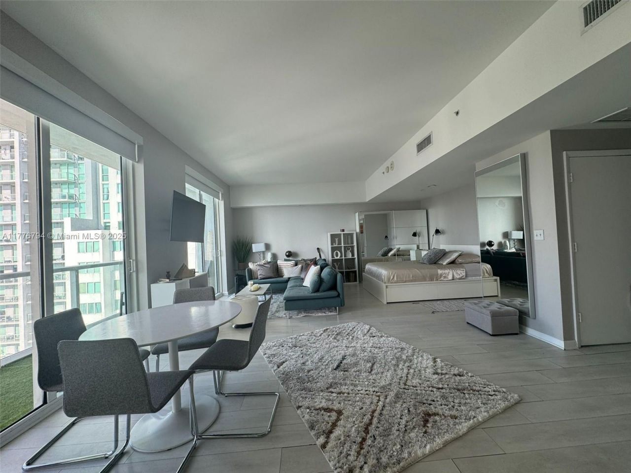 244 Biscayne Blvd, Unit 3905, Miami, FL 33132 Photo