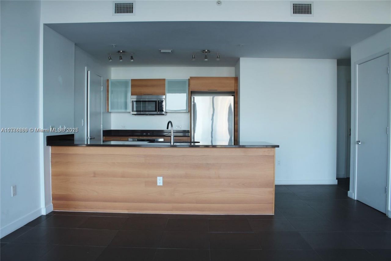 3301 NE 1 Av, Unit H2904, Miami, FL 33137 Photo