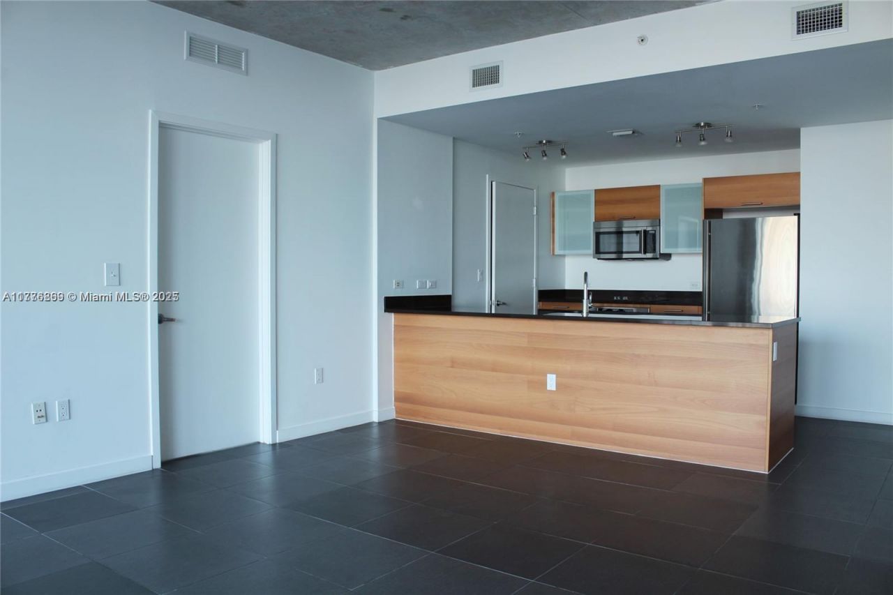 3301 NE 1 Av, Unit H2904, Miami, FL 33137 Photo