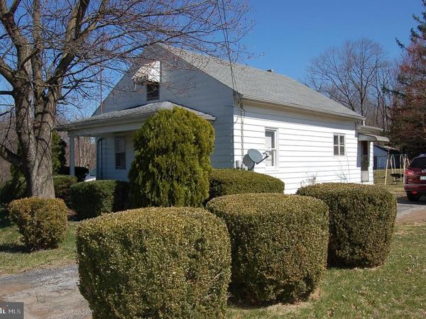 2842 72 STATE ROUTE 72, JONESTOWN, PA 17038