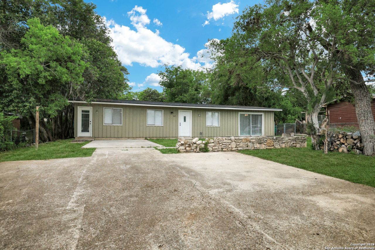 163 Reefridge, San Antonio, TX 78242 Main Photo