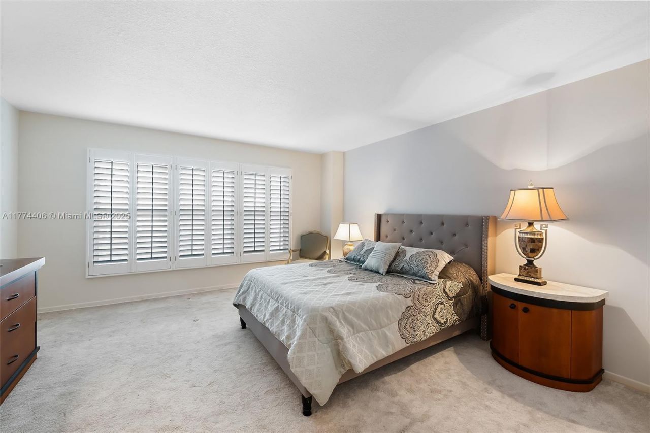 3900 Galt Ocean Dr, Unit 214, Fort Lauderdale, FL 33308 Photo