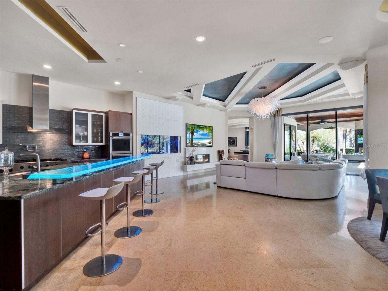 6137 Grosvenor Shore Drive, Windermere, FL 34786 Photo