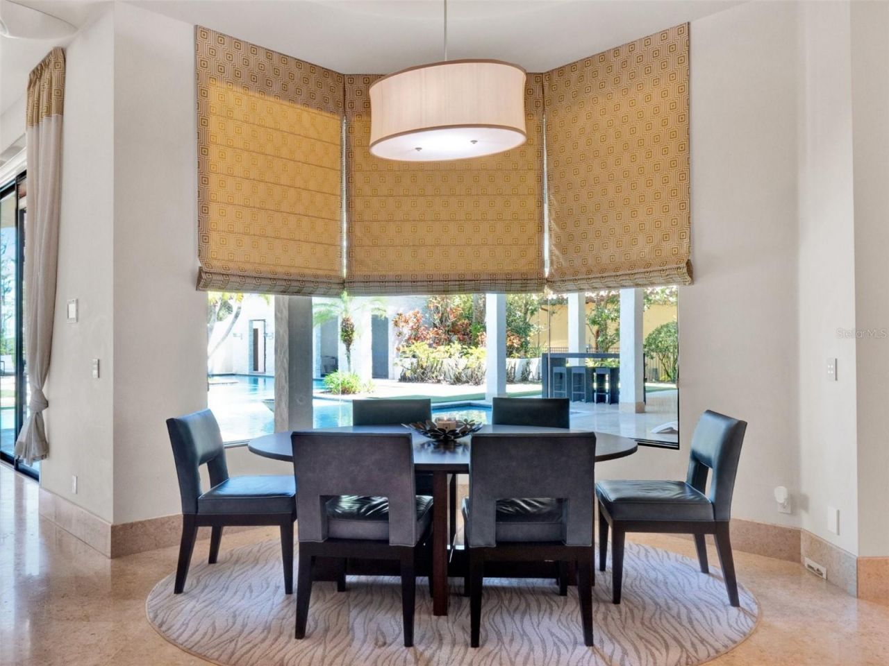 6137 Grosvenor Shore Drive, Windermere, FL 34786 Photo