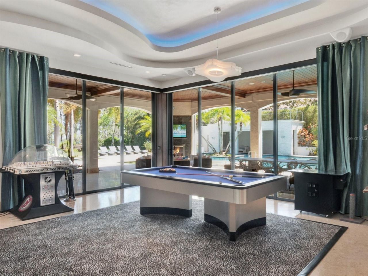 6137 Grosvenor Shore Drive, Windermere, FL 34786 Photo