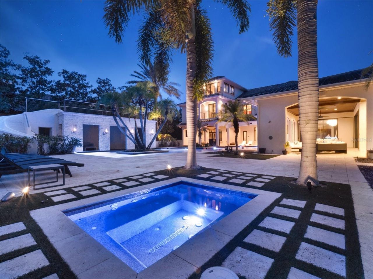 6137 Grosvenor Shore Drive, Windermere, FL 34786 Photo