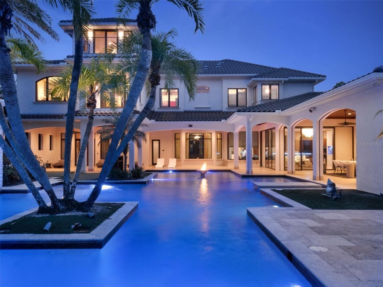 6137 Grosvenor Shore Drive, Windermere, FL 34786 Photo