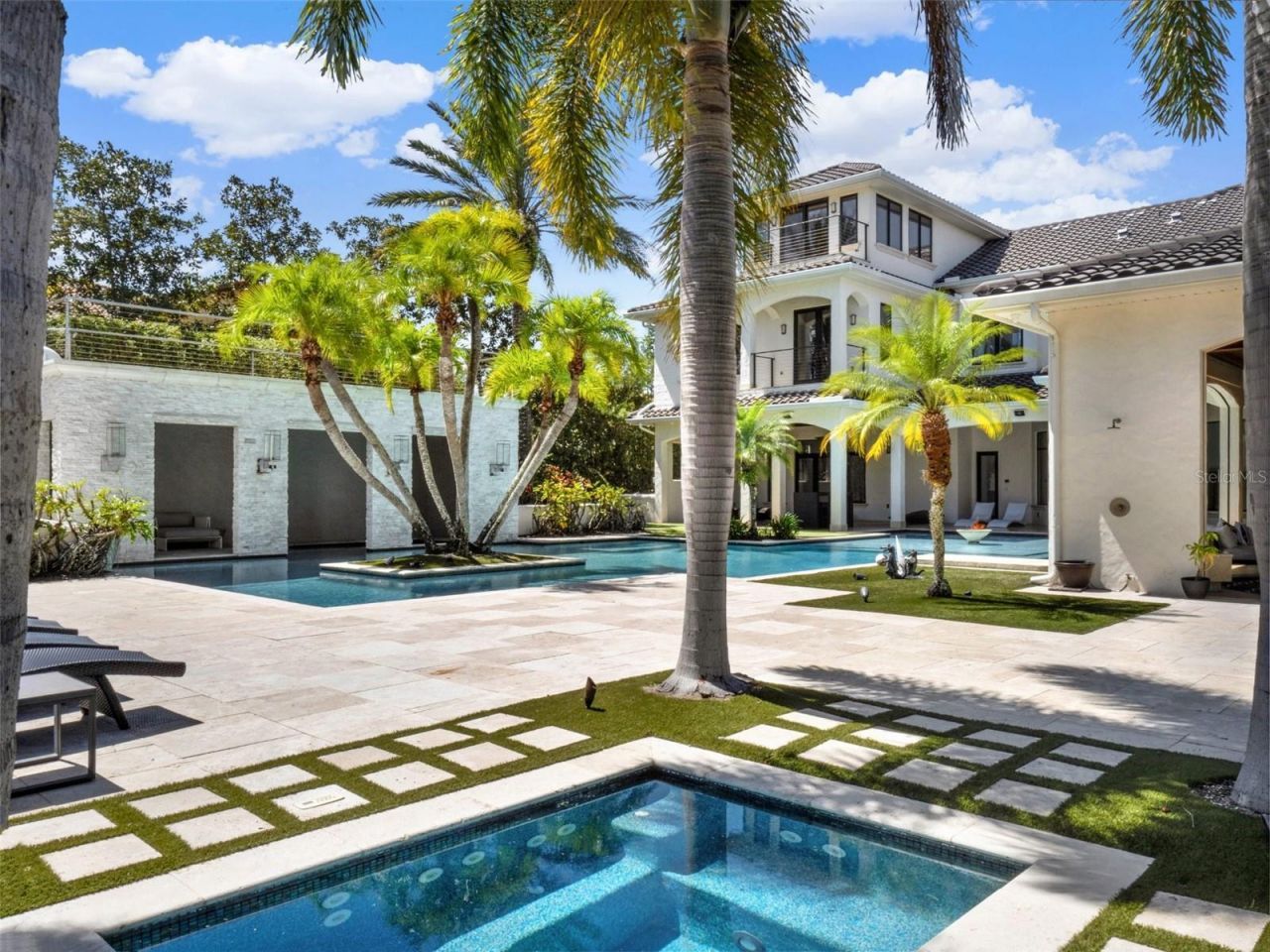 6137 Grosvenor Shore Drive, Windermere, FL 34786 Photo