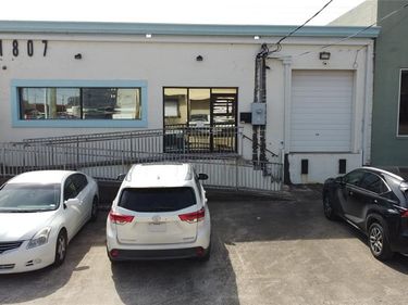 1807 E Levee Street, Dallas, TX 75207