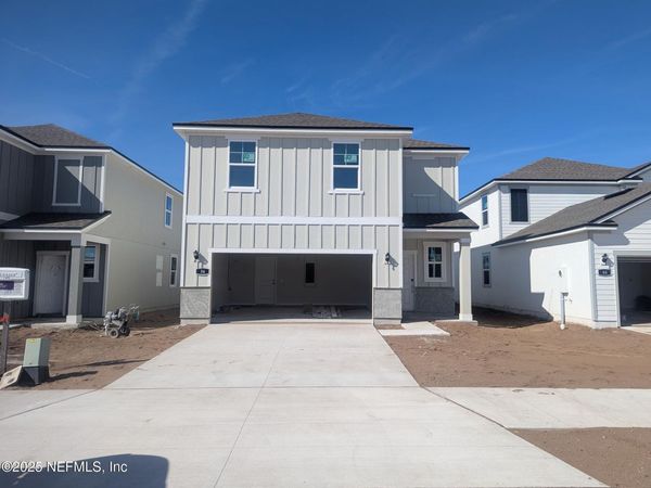 32 BRAZIL NUT Circle, Unit 144, Jacksonville, FL 32218