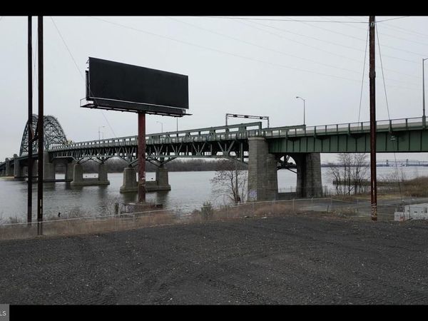 6425 NEW STATE ROAD, PHILADELPHIA, PA 19135