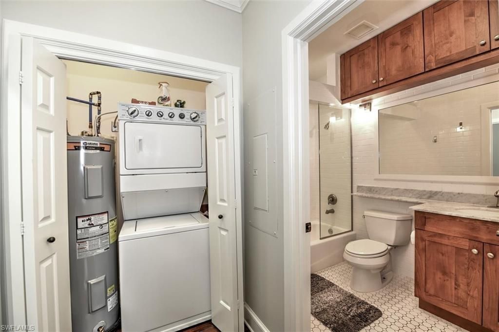 555 5th Ave S, Unit PH-1, Naples, FL 34102 Photo