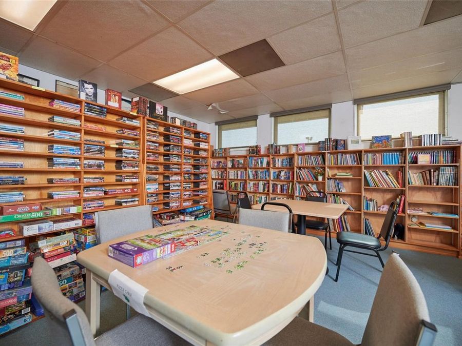 Property Image 28