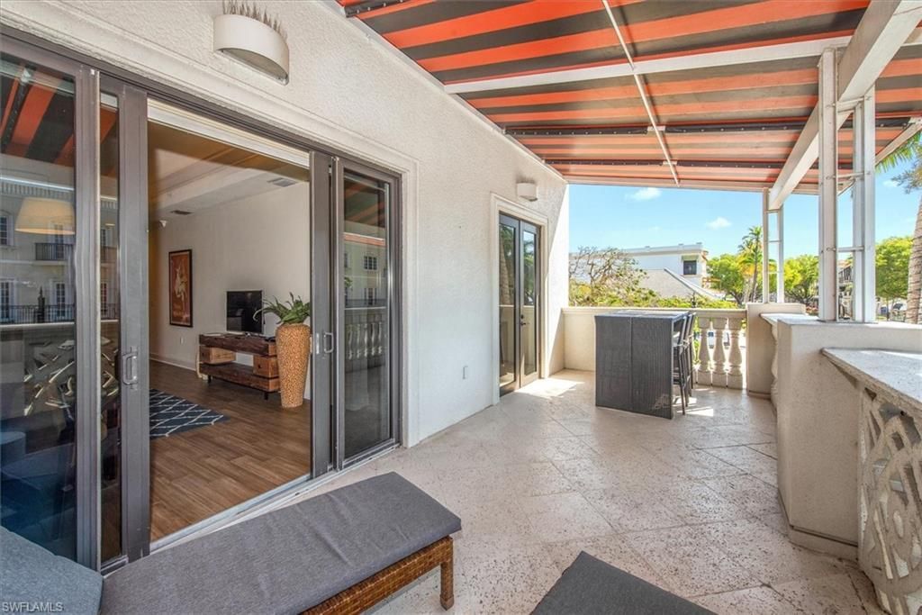 555 5th Ave S, Unit 204, Naples, FL 34102 Photo