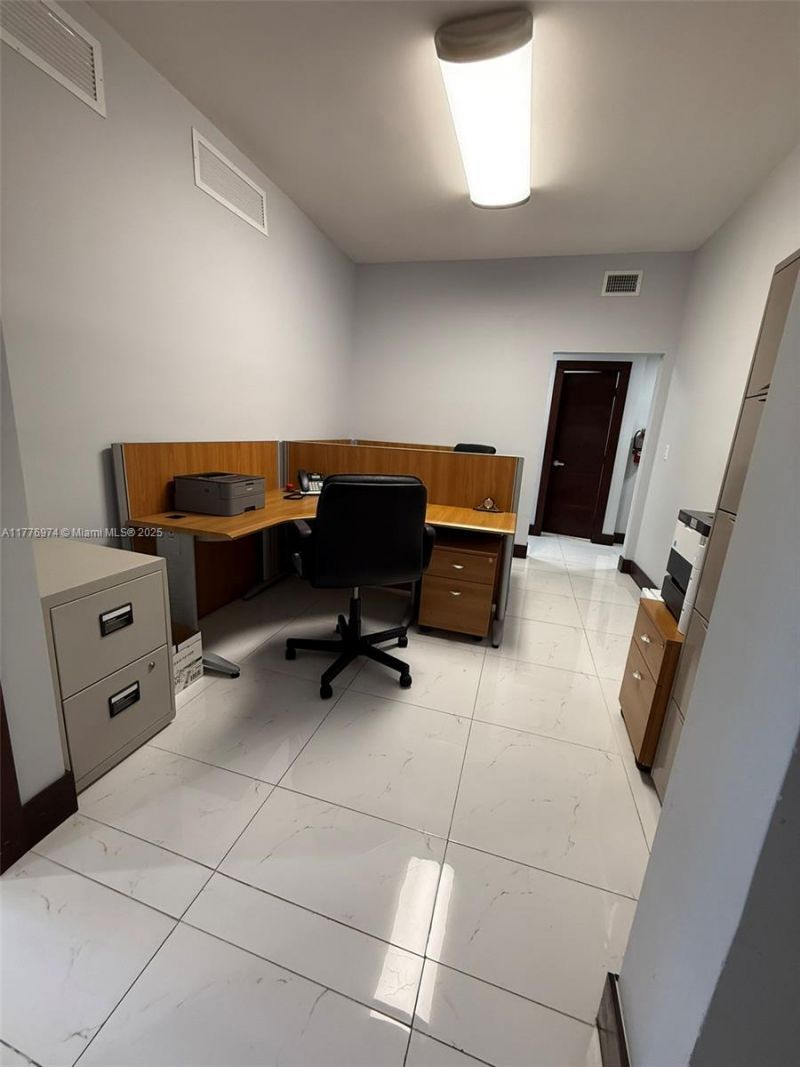 16 SW 1st Ave, Miami, FL 33130 Photo