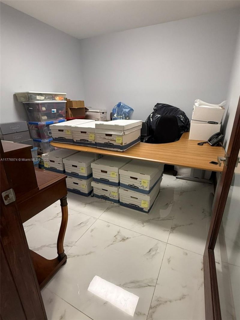 16 SW 1st Ave, Miami, FL 33130 Photo