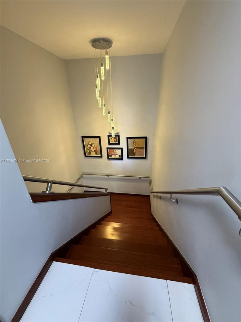 16 SW 1st Ave, Miami, FL 33130 Photo